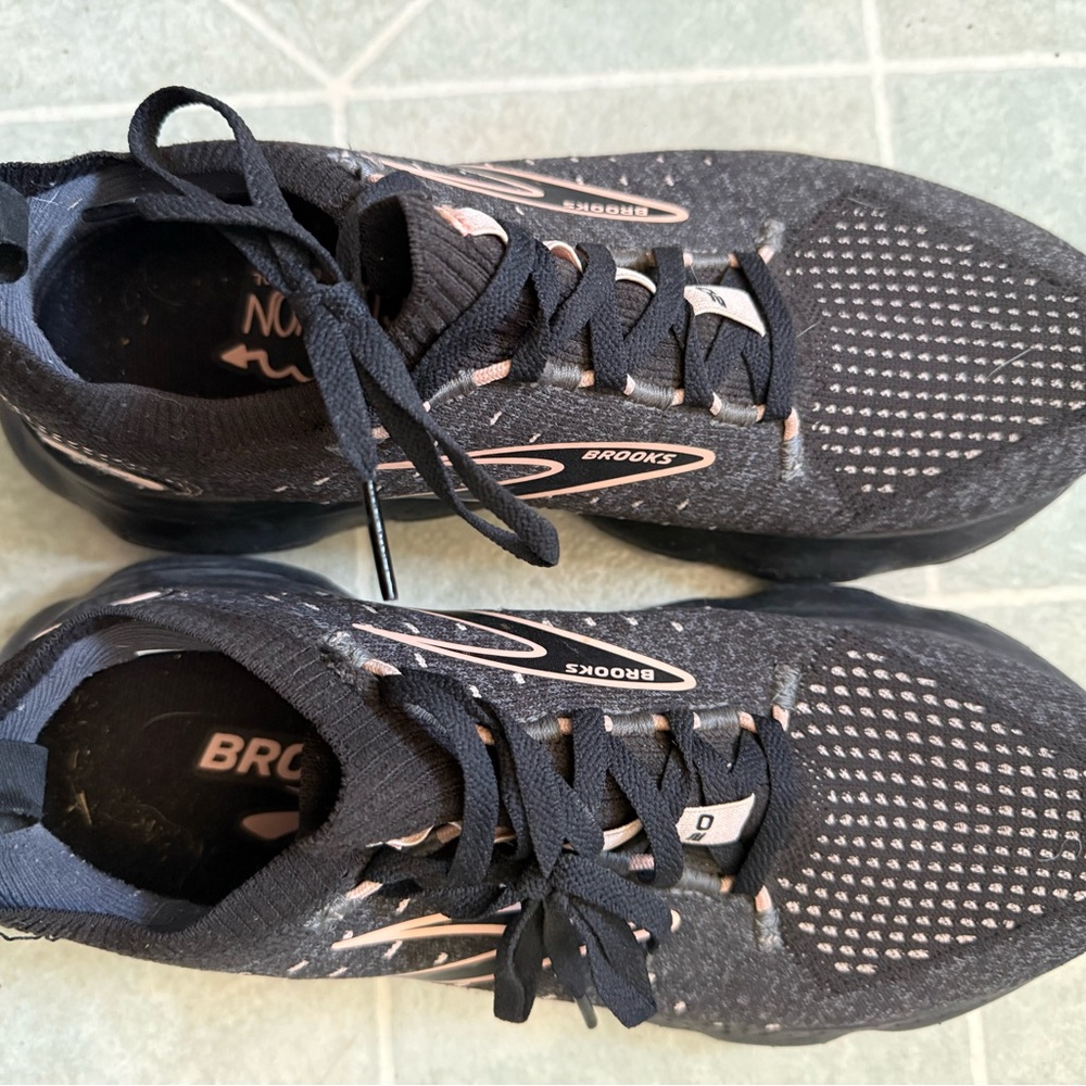 Brooks glycerin stealth fit 20 running shoes